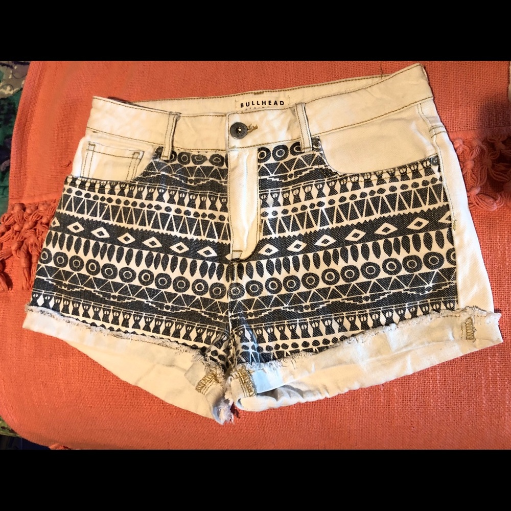 Bullhead Light Denim Tribal Shorts Size 9